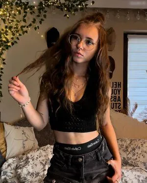 Anna Kauer OnlyFans Leaked Free Thumbnail Picture - #8Ir02Corx3