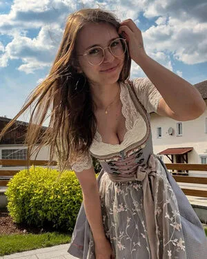 Anna Kauer OnlyFans Leaked Free Thumbnail Picture - #dAq8EwXzHi