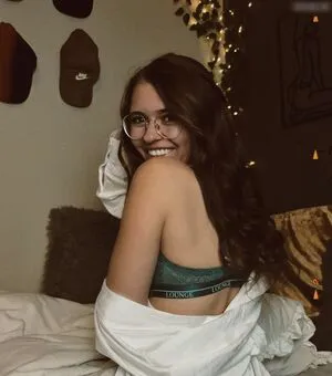 Anna Kauer OnlyFans Leaked Free Thumbnail Picture - #vAongwVFZL
