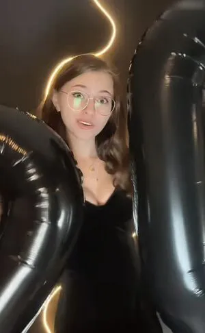 Anna Kauer OnlyFans Leaked Free Thumbnail Picture - #yev2laEQ07