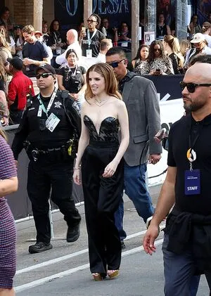 Anna Kendrick OnlyFans Leaked Free Thumbnail Picture - #ZvvpuFPMda