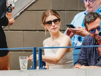 Anna Kendrick OnlyFans Leaked Free Thumbnail Picture - #szPxeD7cQr