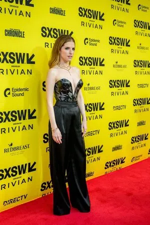 Anna Kendrick OnlyFans Leaked Free Thumbnail Picture - #tFQLFTsWbG