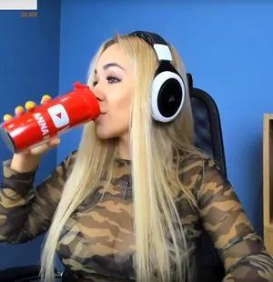 Anna Kostenko OnlyFans Leaked Free Thumbnail Picture - #aK1apKYVXe