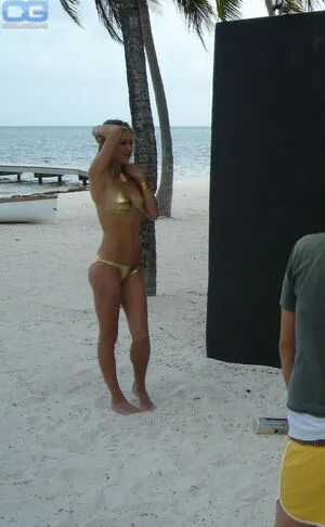 Anna Kournikova OnlyFans Leaked Free Thumbnail Picture - #2f6ZHSspAd