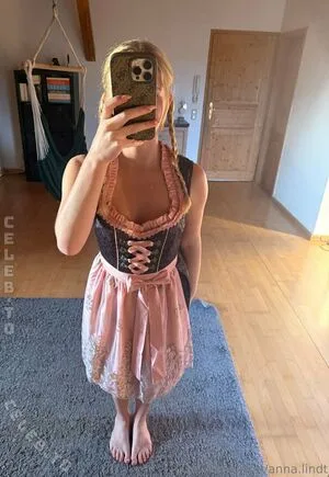 Anna Lindt OnlyFans Leaked Free Thumbnail Picture - #IgALUglMgO
