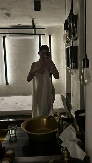 Anna Phoenix OnlyFans Leaked Free Thumbnail Picture - #yKVNFjhemO