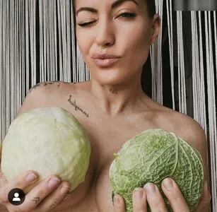Anna Ritzinger Thumbnail Picture