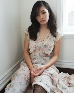 Anna Sawai Thumbnail Picture