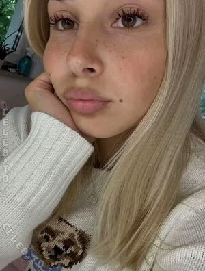 Anna Scll OnlyFans Leaked Free Thumbnail Picture - #cMaagshubo