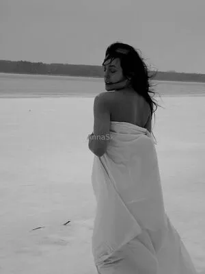 Anna472475731 OnlyFans Leaked Free Thumbnail Picture - #YaPYF7SmqD