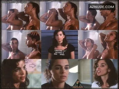 Annabella Sciorra Thumbnail Picture