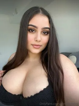 Annabellaivy Thumbnail Picture