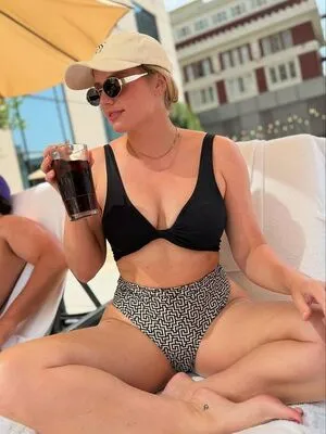 Annalee15 OnlyFans Leaked Free Thumbnail Picture - #JSZWBE4944