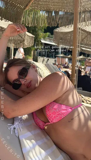 Annaneubrt OnlyFans Leaked Free Thumbnail Picture - #i0eRpcMAKr