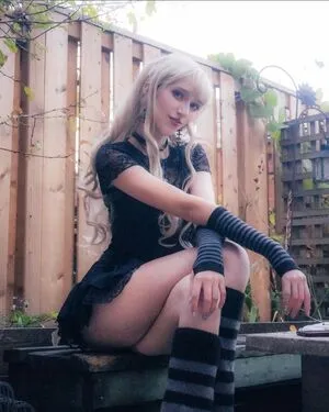 Annas Cosplay Thumbnail Picture