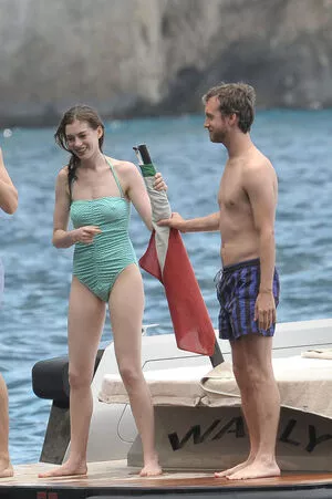 Anne Hathaway OnlyFans Leaked Free Thumbnail Picture - #czt79Z95pM