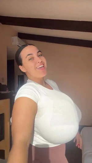 Anneris OnlyFans Leaked Free Thumbnail Picture - #eDMPoniKrO