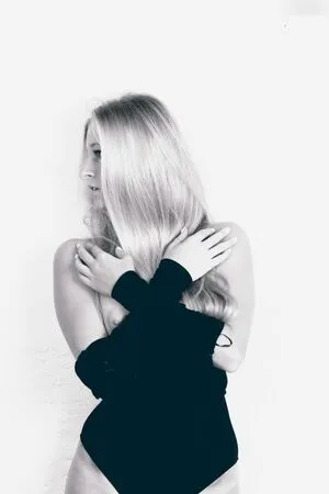 Annesophie Linn Thumbnail Picture