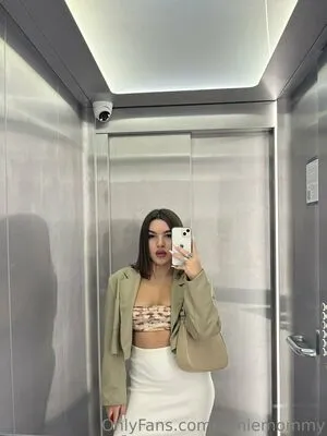 Anneterra OnlyFans Leaked Free Thumbnail Picture - #mXyYSYmxwZ