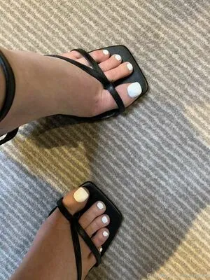 Annie Mae OnlyFans Leaked Free Thumbnail Picture - #GdrAApXG8r