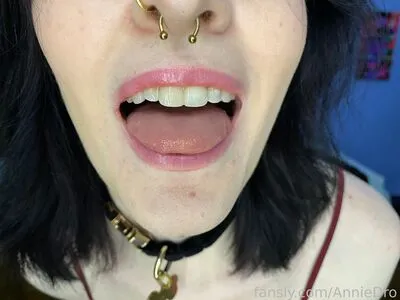 Anniedro OnlyFans Leaked Free Thumbnail Picture - #lGXMUhCFu1