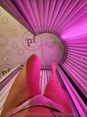 Annoyed Wifey Thumbnail Picture