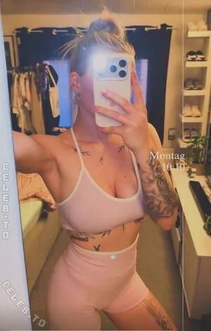 Anny Vans OnlyFans Leaked Free Thumbnail Picture - #G9AsfBe1D8