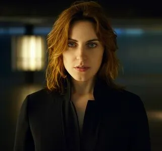 Antje Traue Thumbnail Picture