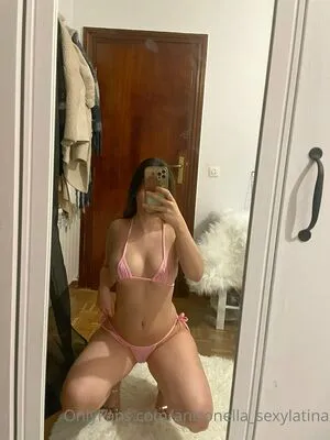 Antonellareig OnlyFans Leaked Free Thumbnail Picture - #ocQ4mR4MSW