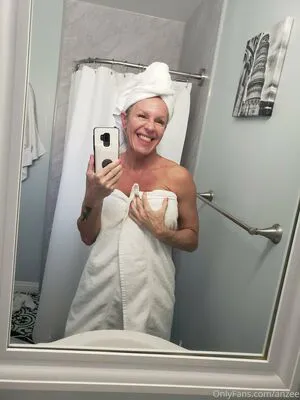Anzee OnlyFans Leaked Free Thumbnail Picture - #Cd5ioMqatz