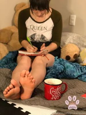 Aphroditepaws Thumbnail Picture