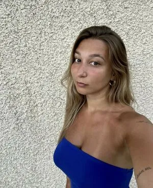 Apoline Perret OnlyFans Leaked Free Thumbnail Picture - #2PU1B8MmF7