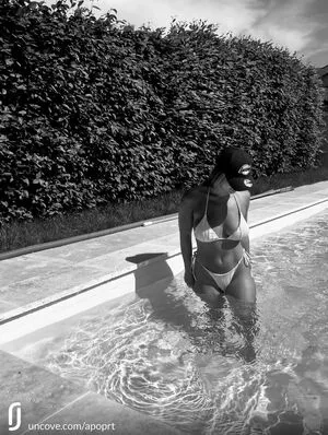 Apoline Perret OnlyFans Leaked Free Thumbnail Picture - #k6rJTlVdLS