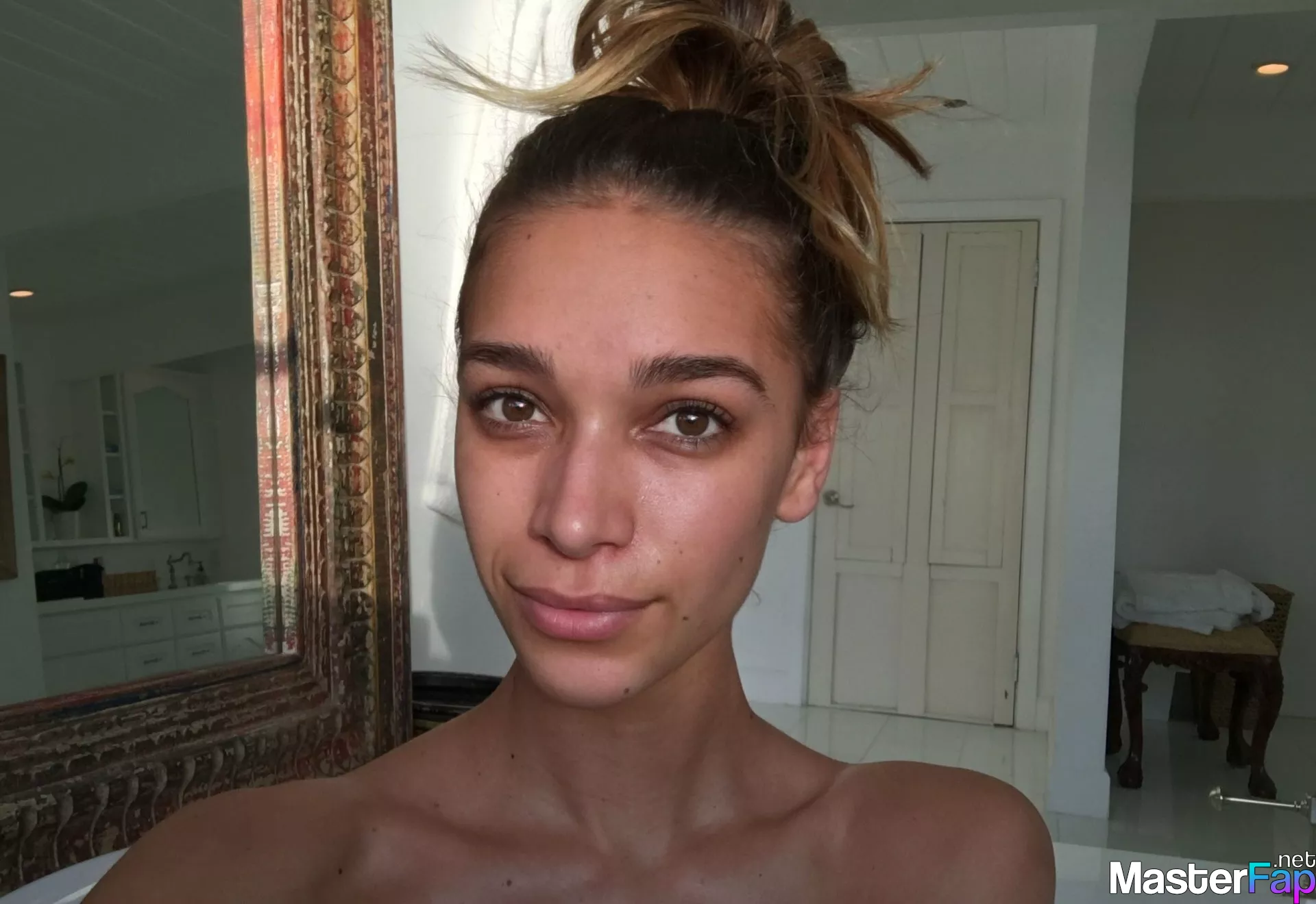 April Love Geary Nude OnlyFans Leak Picture 19KgAQMQlV | MasterFap.net