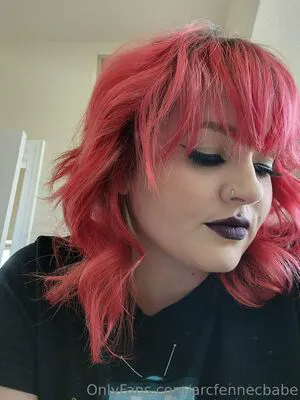 Arcfennecbabe Thumbnail Picture