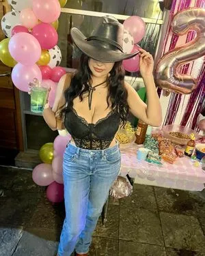 Areeli Ferrer OnlyFans Leaked Free Thumbnail Picture - #tcFgj8gDRq