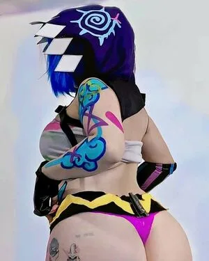 Arely Munson Thumbnail Picture