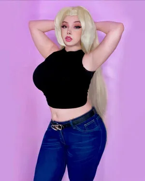 Arely Munson Thumbnail Picture