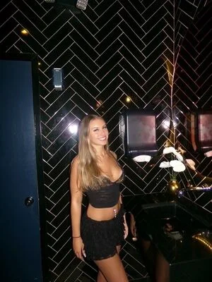 Arianaparkerr Thumbnail Picture