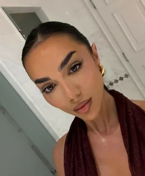 Arianna Ajtar Thumbnail Picture