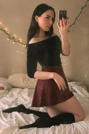 Aribeee Thumbnail Picture