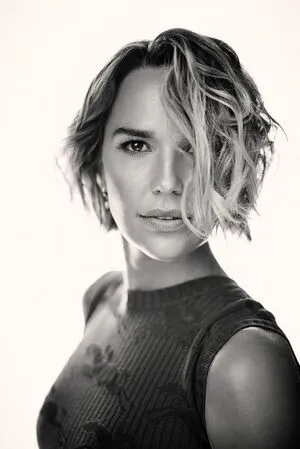 Arielle Kebbel Thumbnail Picture