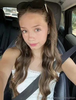 Ariellesutton OnlyFans Leaked Free Thumbnail Picture - #l4f6Hn4DNq
