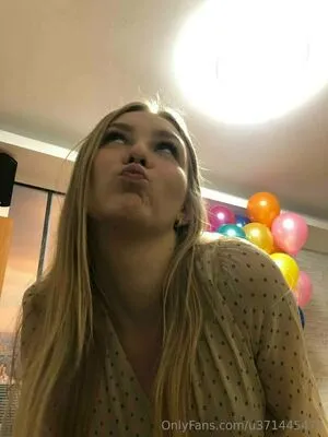 Arniluck OnlyFans Leaked Free Thumbnail Picture - #JZS2YZBraq
