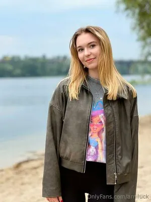Arniluck OnlyFans Leaked Free Thumbnail Picture - #semmthr6oe