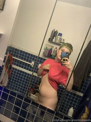 Arsonistdreams OnlyFans Leaked Free Thumbnail Picture - #RCGLAaB8un