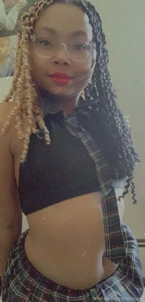 Artemisjpeg OnlyFans Leaked Free Thumbnail Picture - #NBkcGW2hPC