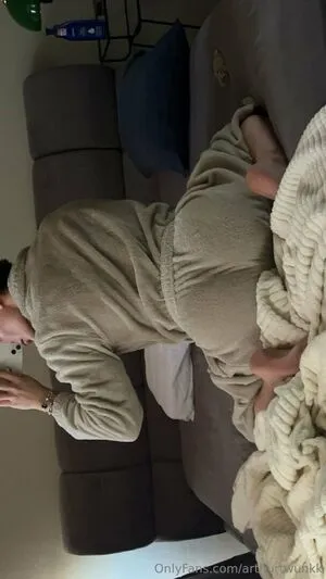 Arthurtwunkk Thumbnail Picture