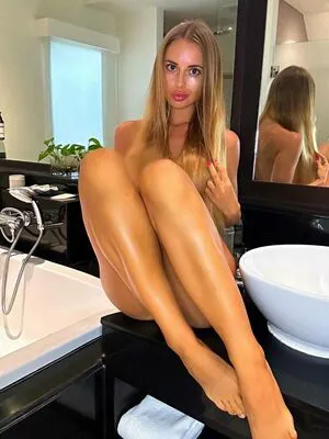 Ash Morkovka Thumbnail Picture